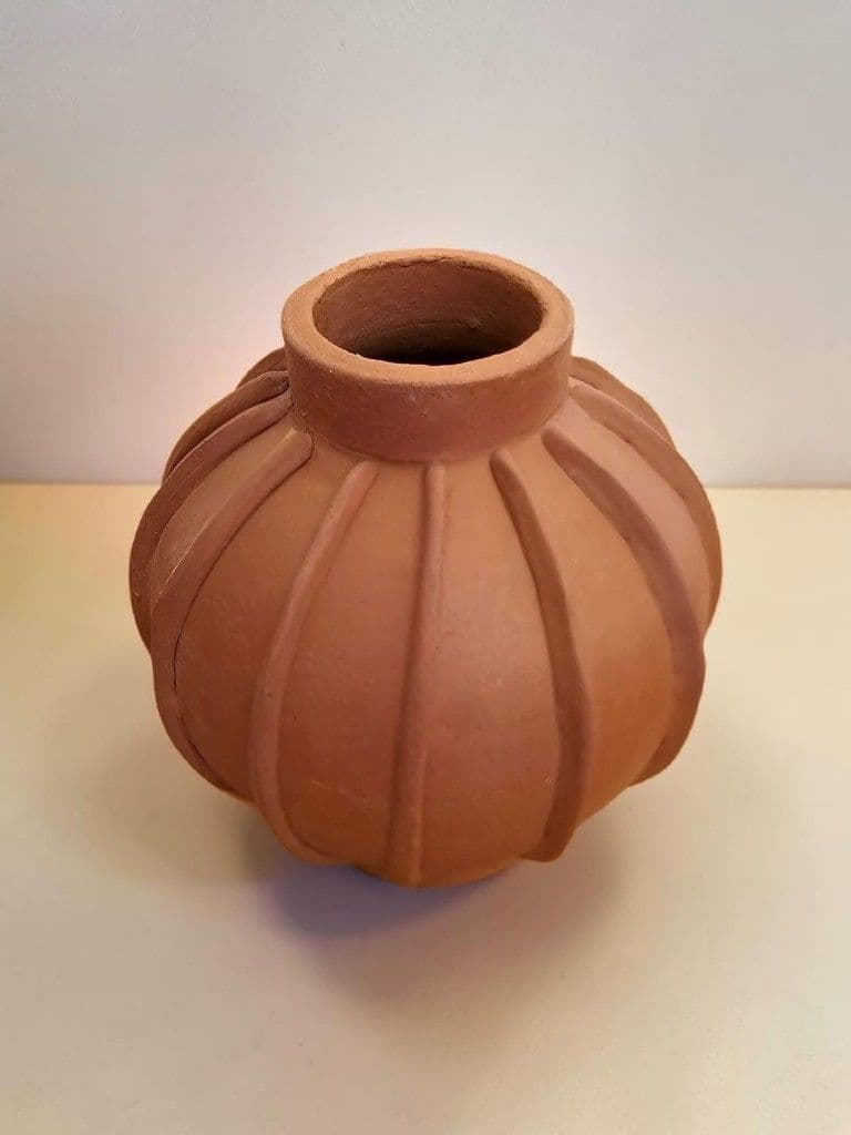 Vertical Rib Pot