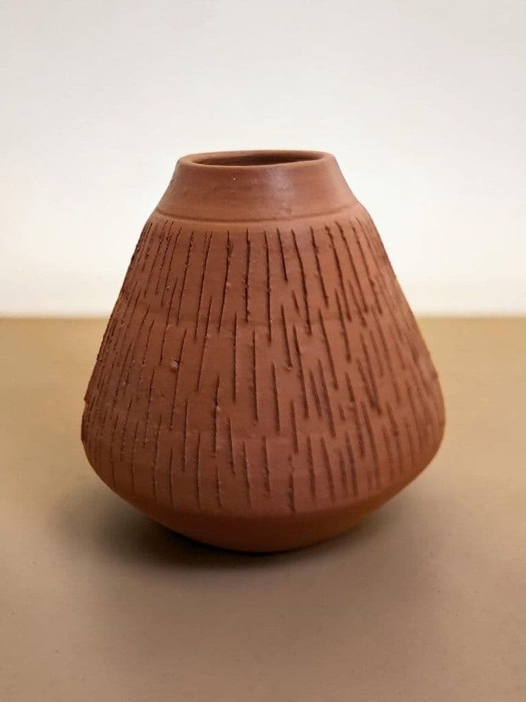 Vertical Texture Pot